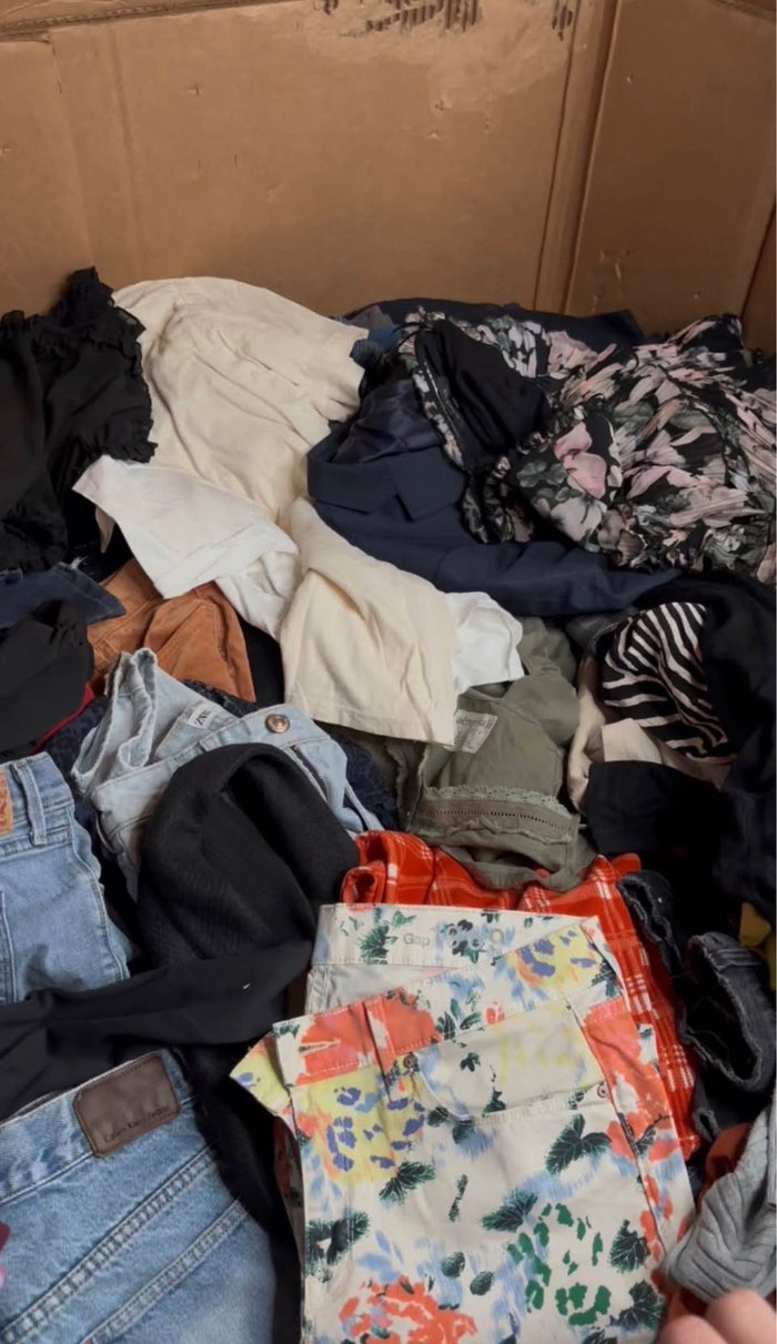 Mall Brand Liquidation Clothing Pallet